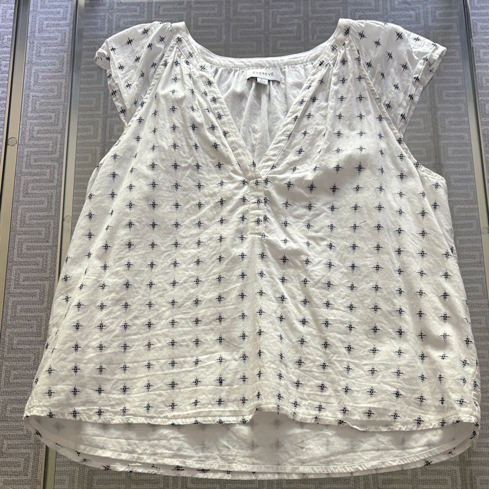 Evereve White and Black Patterned Blouse
